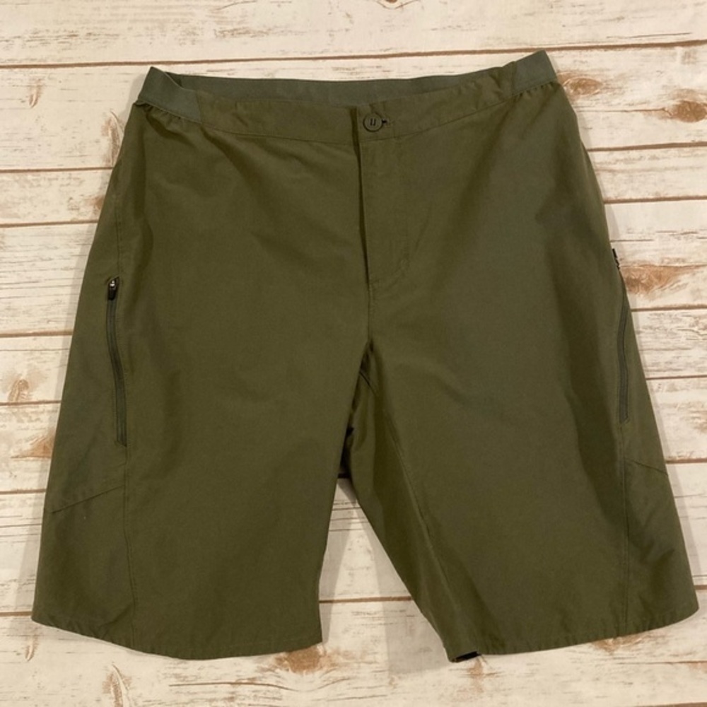 Patagonia Men's Landfarer Bike Shorts - 10" Gray Size 36